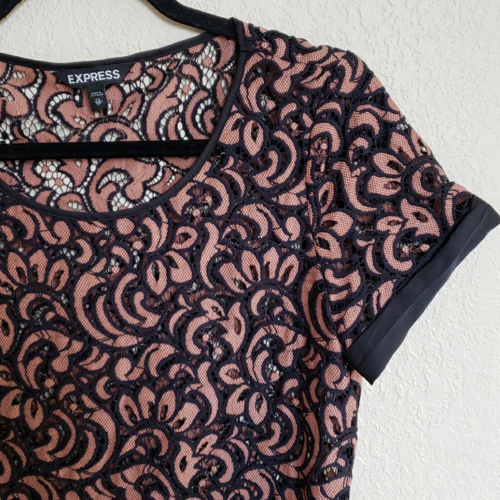 Express Lace top - Picture 5 of 5